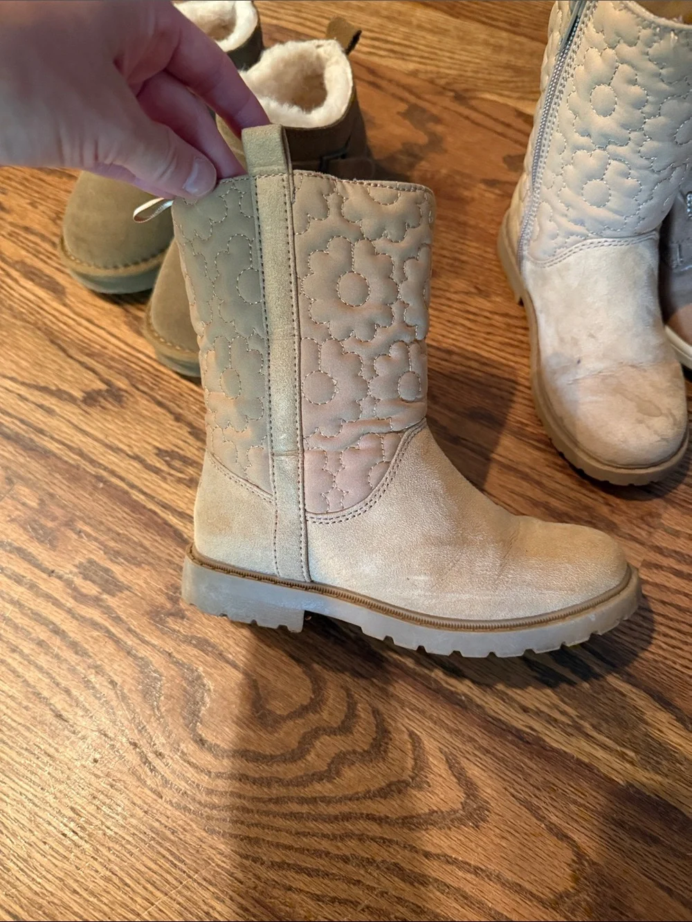 Winter shoes